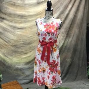 Karin Stevens Dress with ribbon tie belt/Size 10